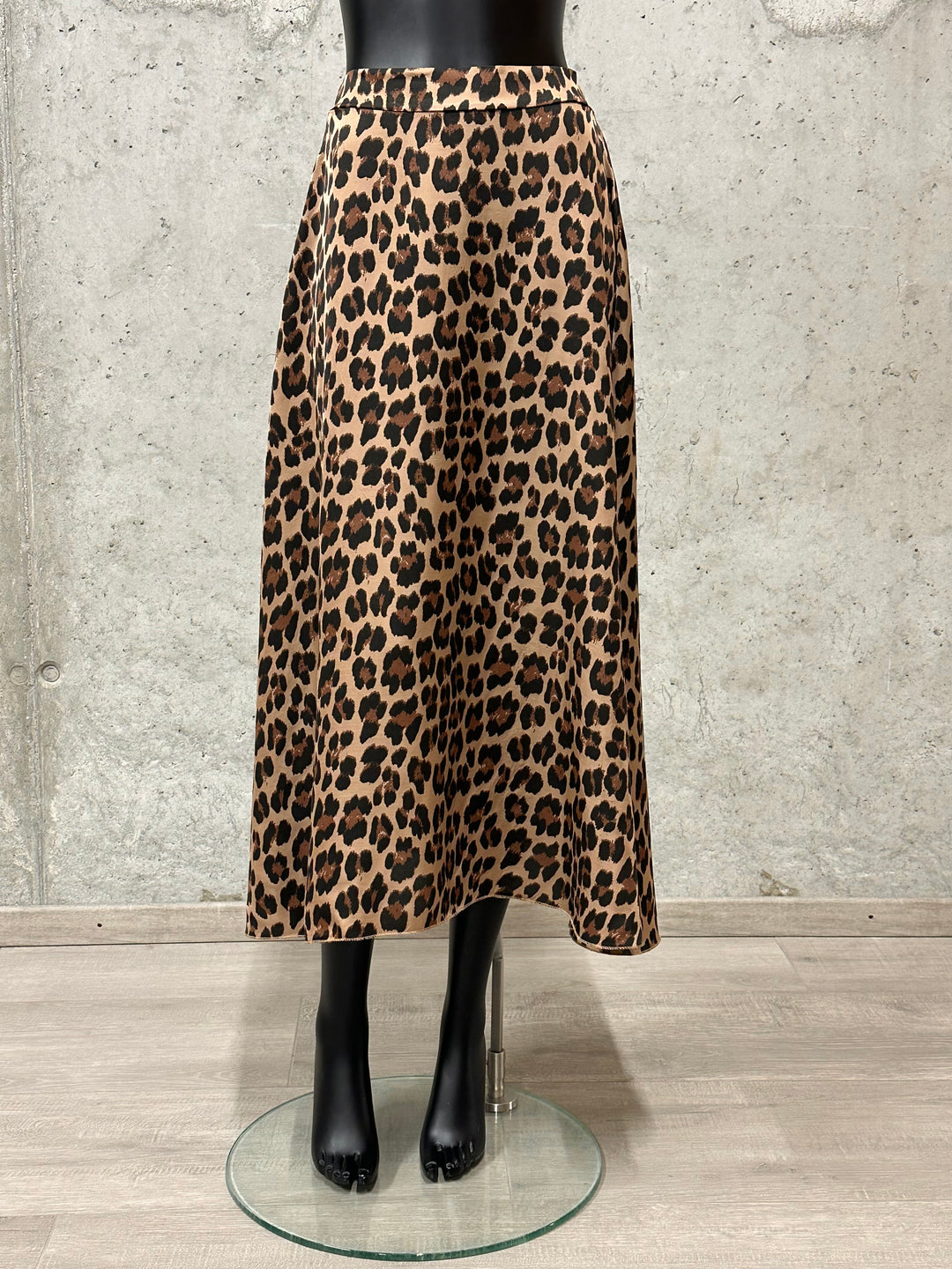 Jupe Apolline motif léopard (36/40) 100% viscose MADE IN ITALY