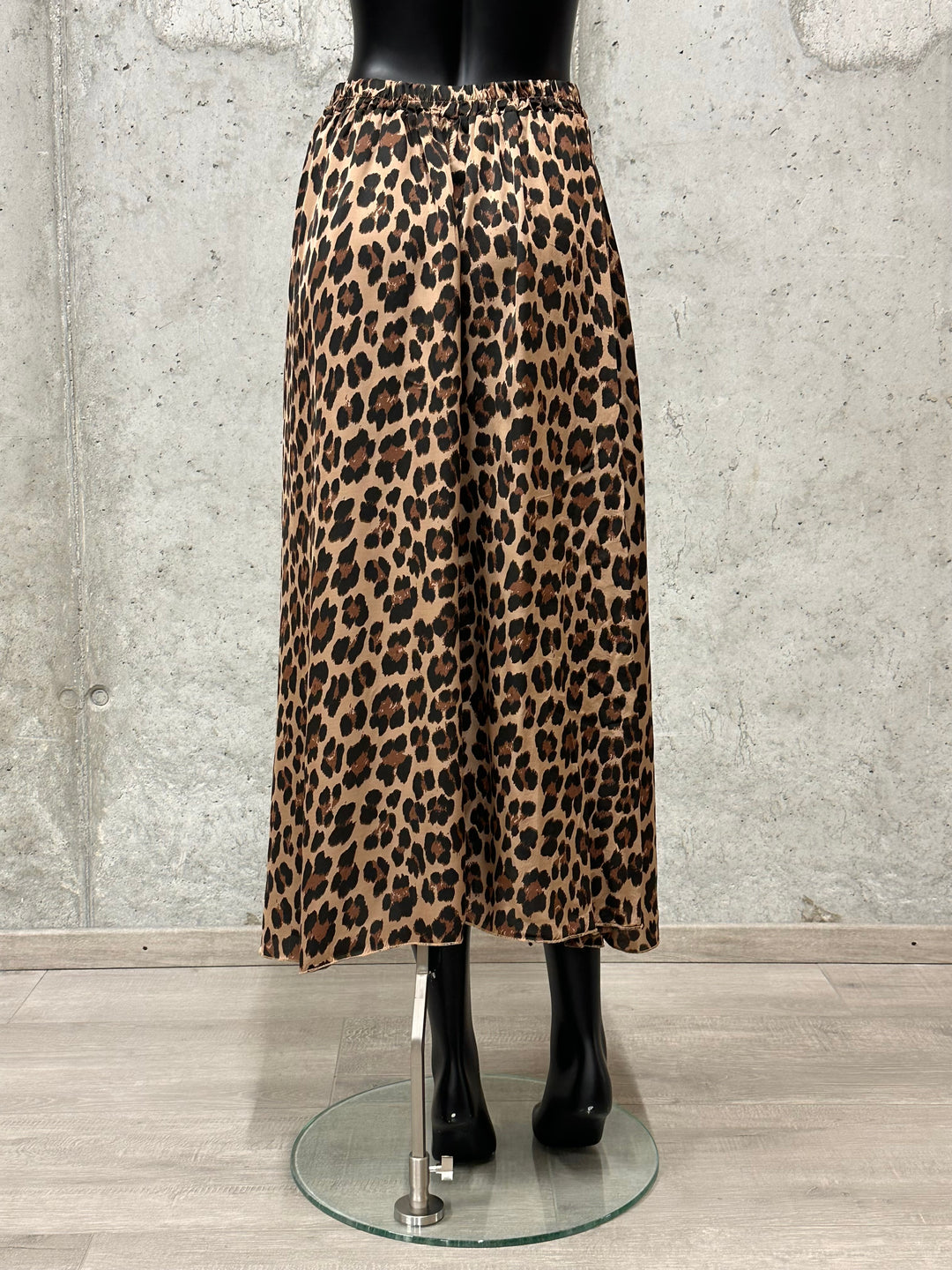 Jupe Apolline motif léopard (36/40) 100% viscose MADE IN ITALY