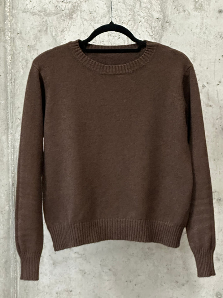 Unifarbener Kurzpullover mit Rundhalsausschnitt (34/38)