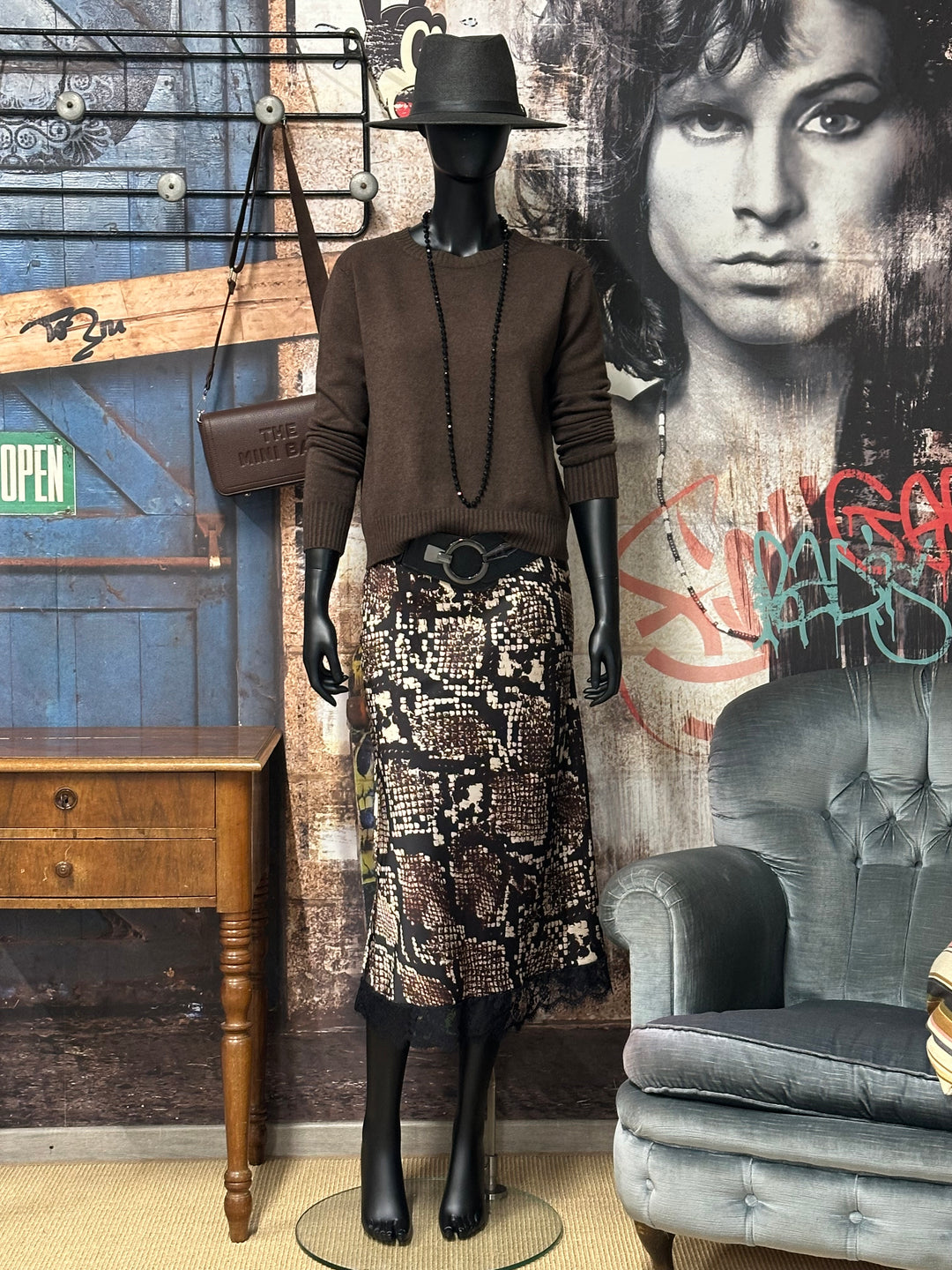 Satinrock aus Spitze mit "Python"-Print in braun, schwarz & champagner (34/38) MADE IN 🇮🇹