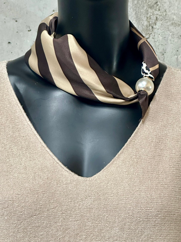 Foulard/tour de cou magnétique "Louna" motifs ligne &amp; léopard