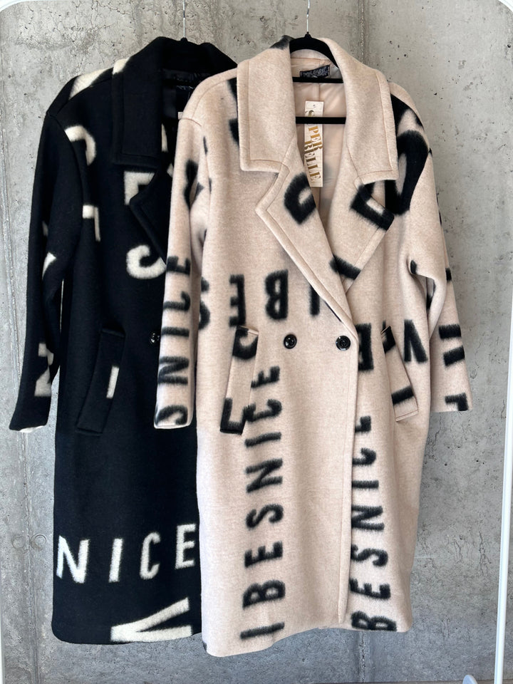 Wintermantel mit "Typografie"-Muster (38/44) MADE IN 🇮🇹