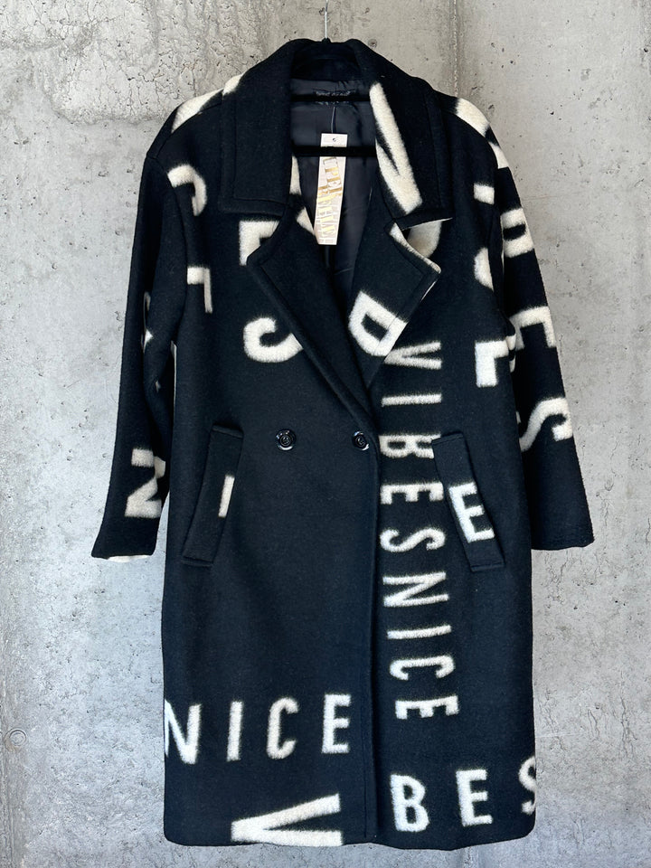 Wintermantel mit "Typografie"-Muster (38/44) MADE IN 🇮🇹