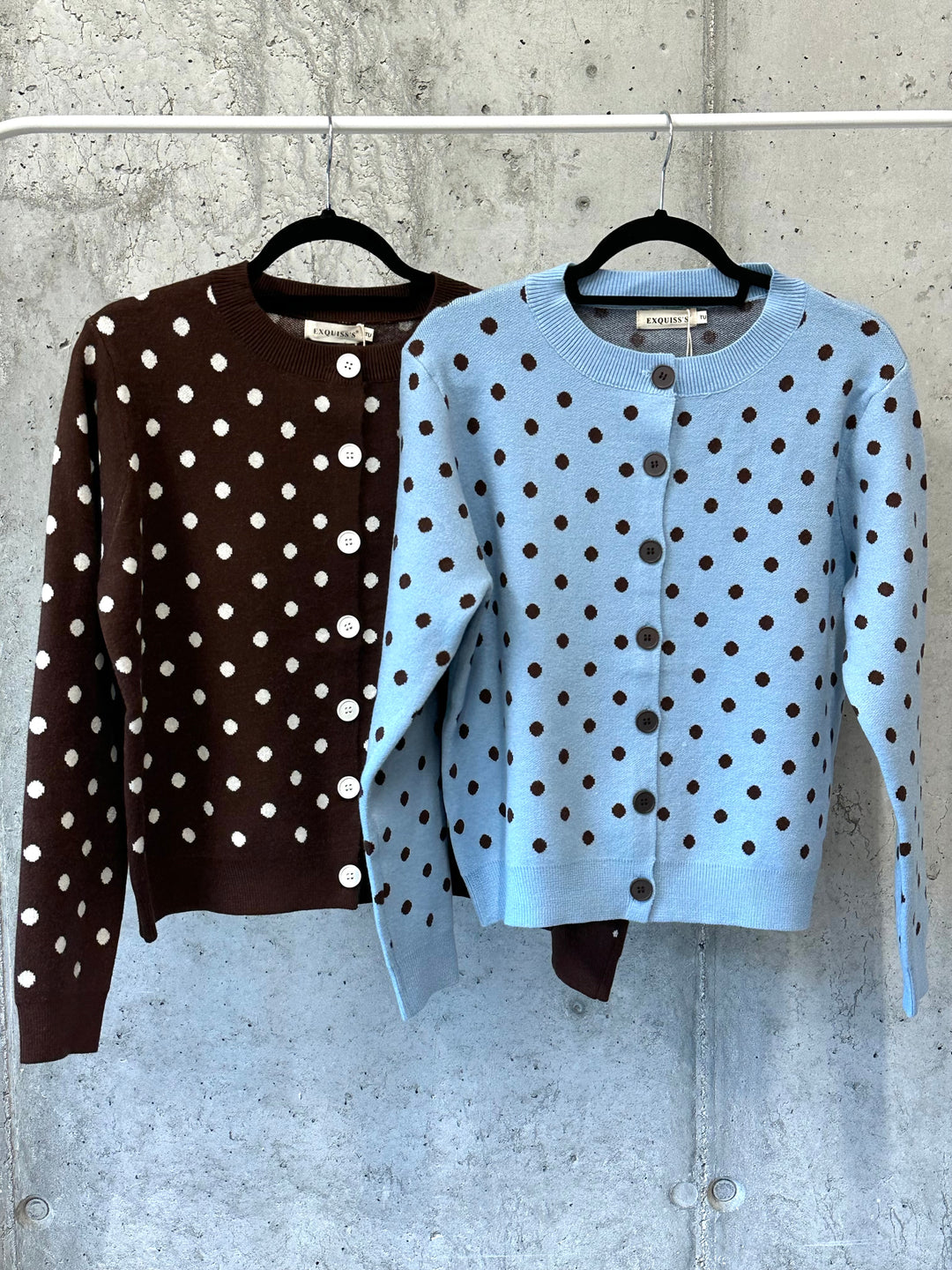 Retro-Pullover/Strickjacke mit Knöpfen, Punktmuster, Rundhalsausschnitt (36/38)