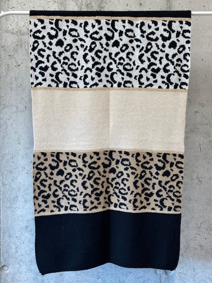 Schal "Leo & goldenes Lurex".