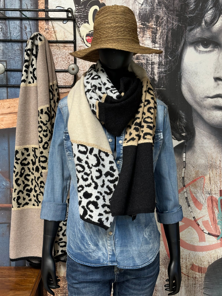 Schal "Leo & goldenes Lurex".