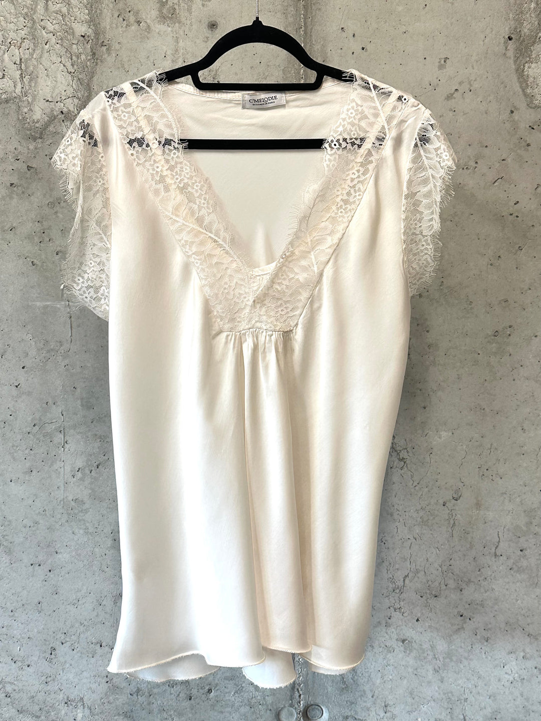 Satin-Top mit kurzen Ärmeln aus Viskose und Seide (42/46) MADE IN 🇮🇹