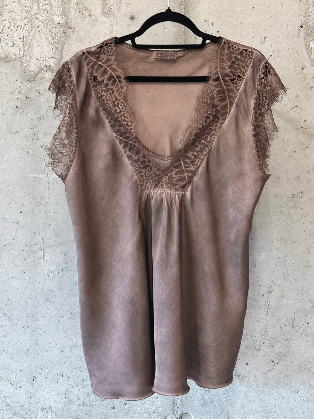 Satin-Top mit kurzen Ärmeln aus Viskose und Seide (42/46) MADE IN 🇮🇹