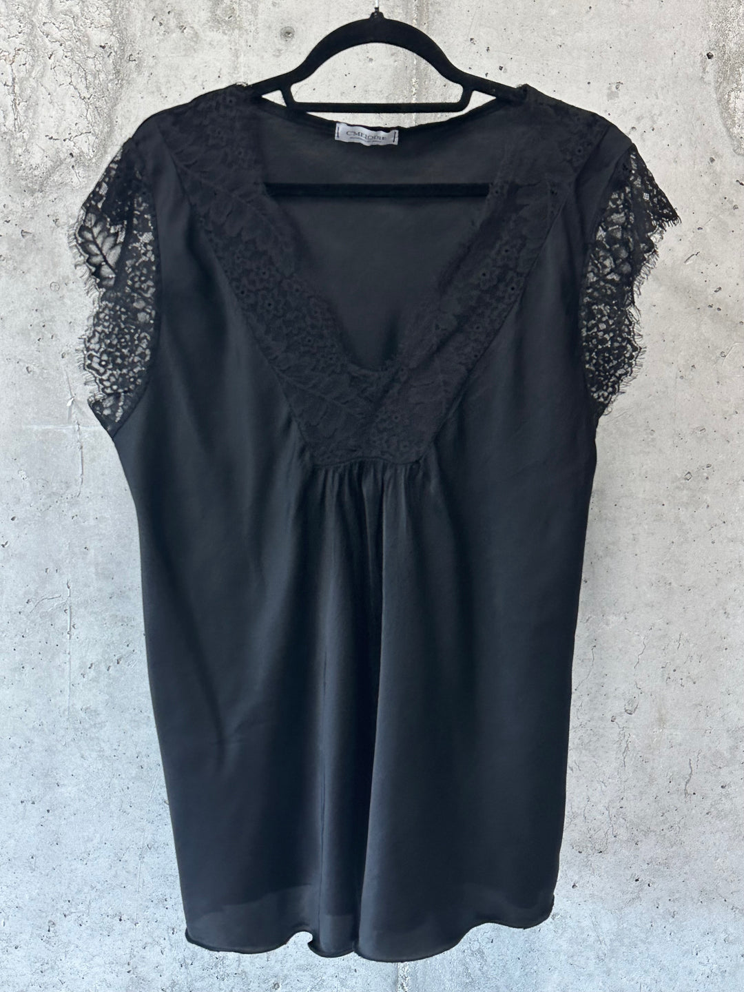 Satin-Top mit kurzen Ärmeln aus Viskose und Seide (42/46) MADE IN 🇮🇹