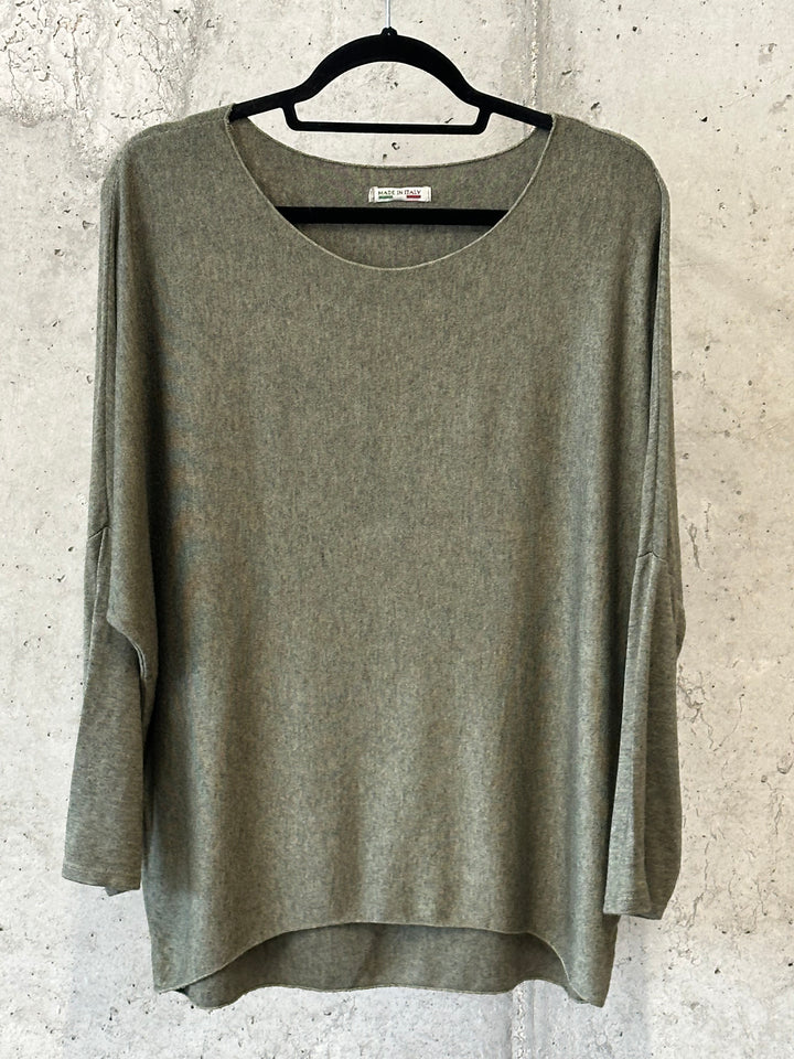 Pullover mit Rundhalsausschnitt fließend & basic (38/42) MADE IN 🇮🇹