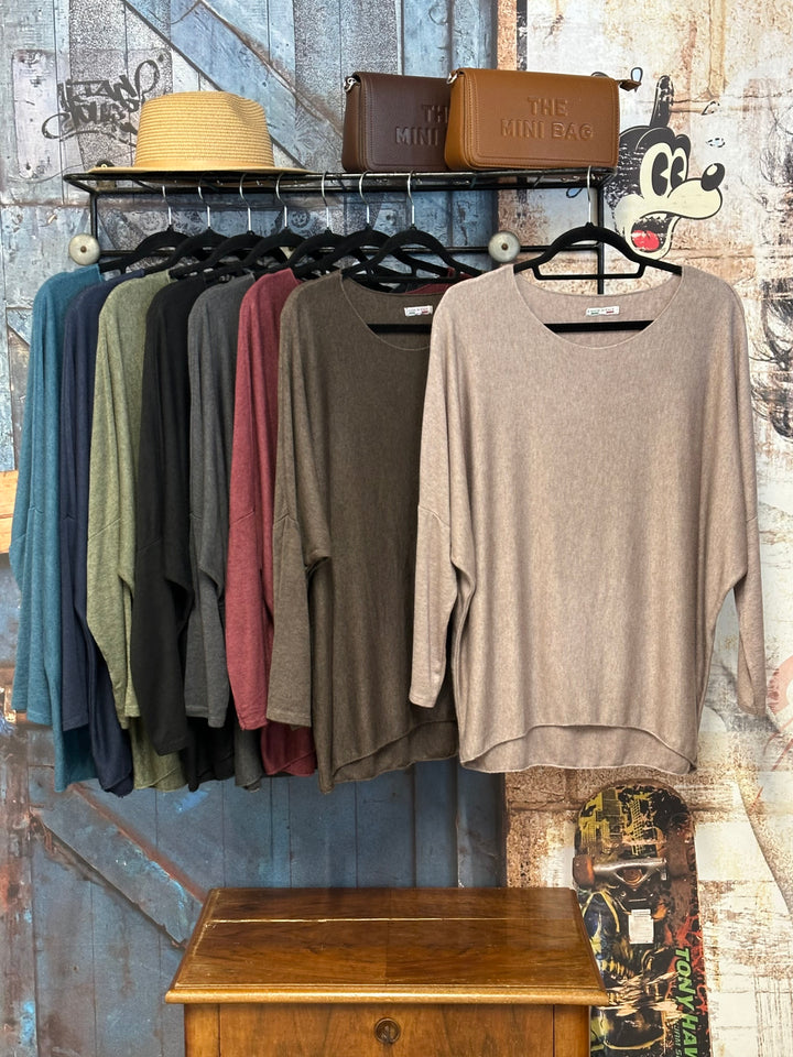 Pullover mit Rundhalsausschnitt fließend & basic (38/42) MADE IN 🇮🇹