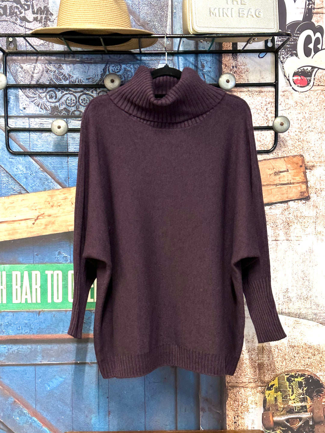 Auberginefarbener Rollkragenpullover (40/44) MADE IN 🇮🇹