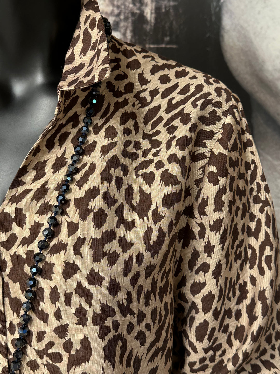 Fließende Bluse "Leopard" beige & choco (40 bis 46)