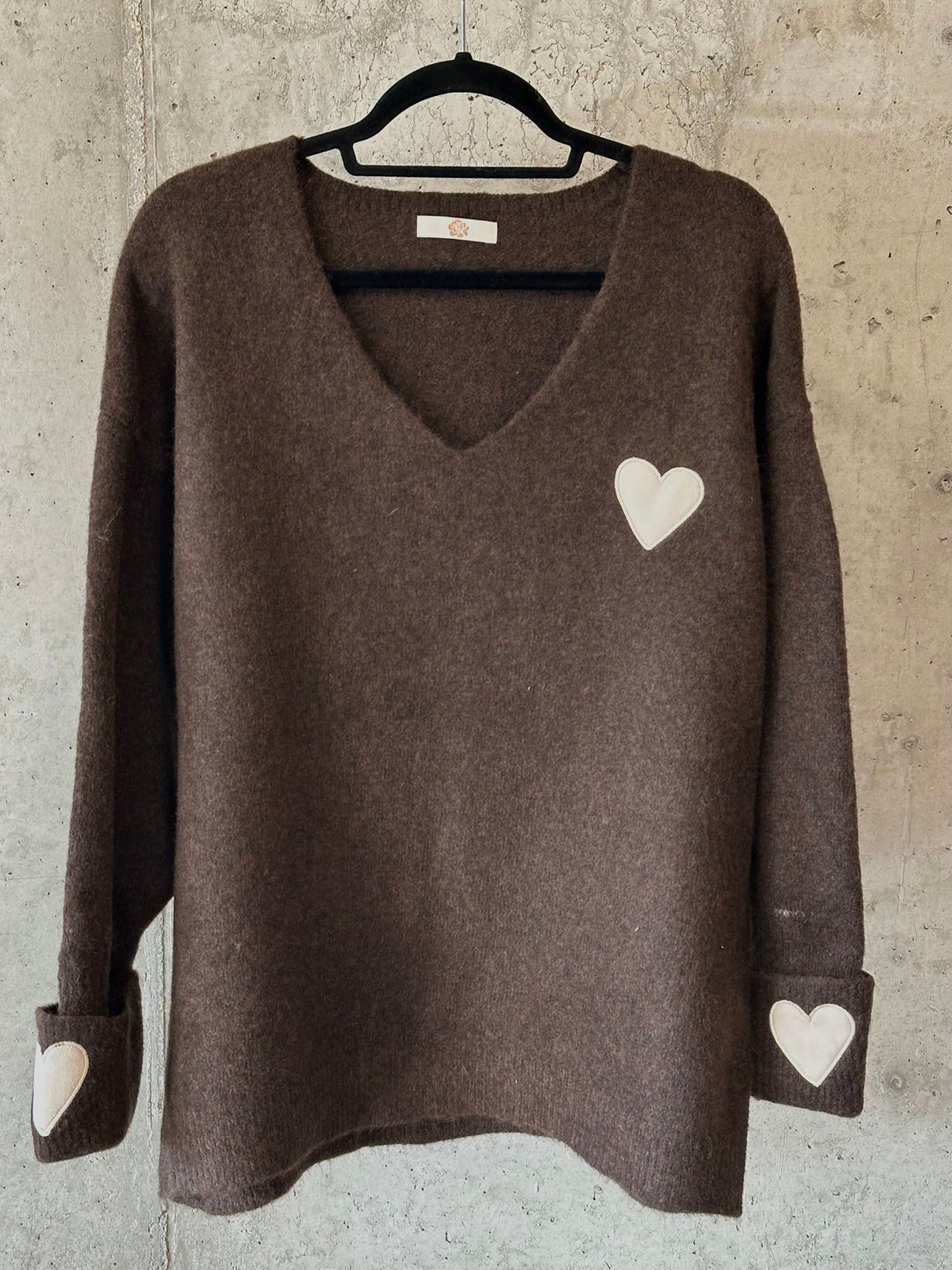 Pullover mit V-Ausschnitt „Coeur“ (42/46)