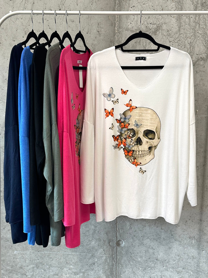 Oversize-Pullover mit V-Ausschnitt „Totenkopf & Schmetterlinge“ (44/48) MADE IN ITALY