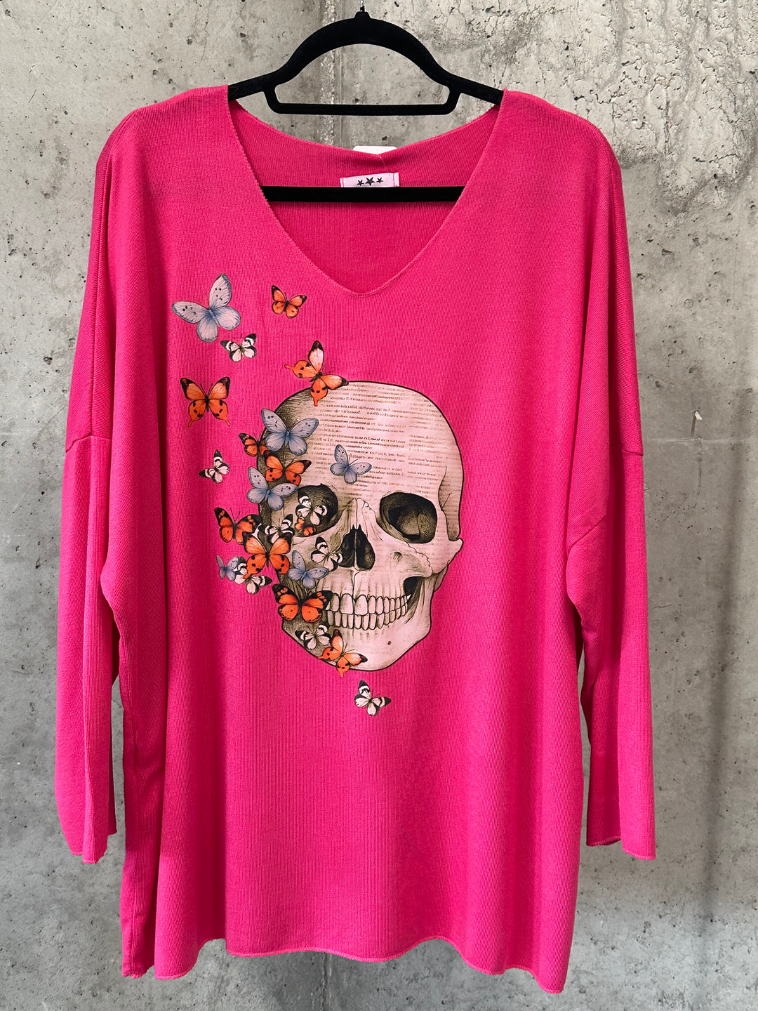 Oversize-Pullover mit V-Ausschnitt „Totenkopf & Schmetterlinge“ (44/48) MADE IN ITALY