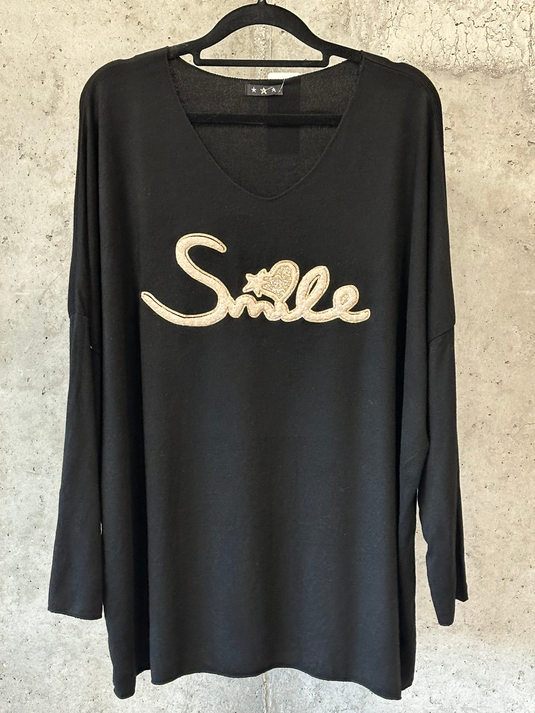 Oversize-Pullover mit V-Ausschnitt „Smile” (44/48) MADE IN ITALY