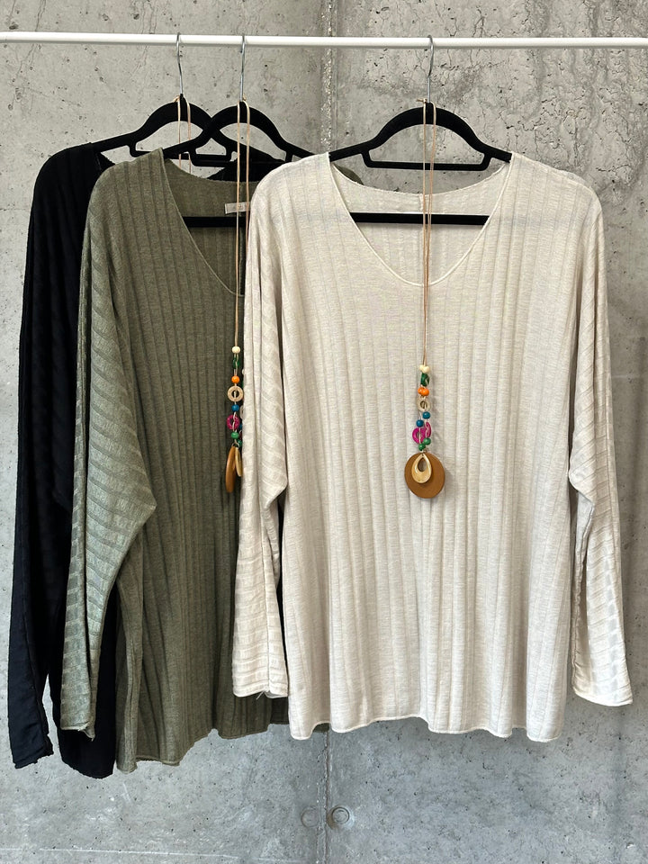 Pullover mit feinem Rippstrickkragen und V-Ausschnitt (44/48) MADE IN ITALY