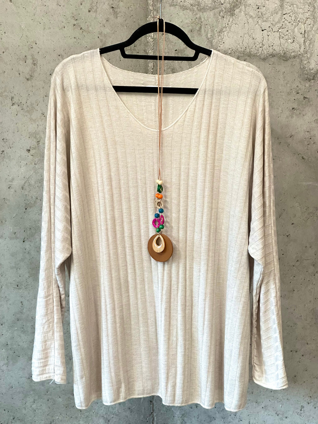 Pullover mit feinem Rippstrickkragen und V-Ausschnitt (44/48) MADE IN ITALY