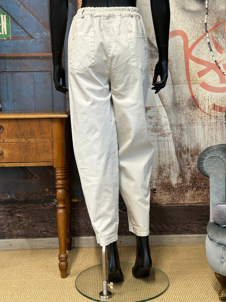 Hose in Barrel-Form  „City Chic“ (40/44) MADE IN ITALY