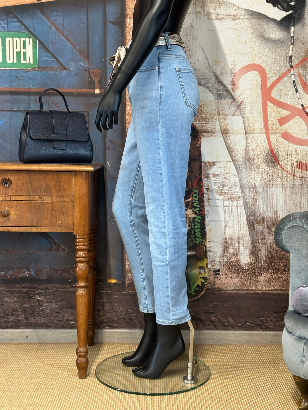 Jeans „Mom Fit“ hellblau „Denim“ (36 ➡️ 46)