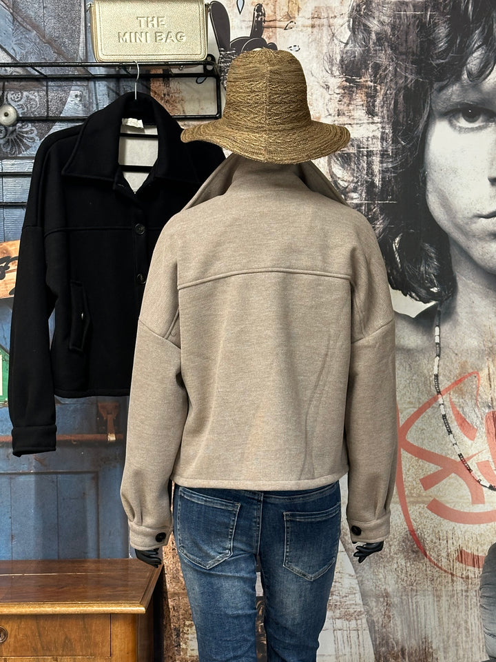 Kurze Jacke aus Rippstrick (38/42) MADE IN ITALY