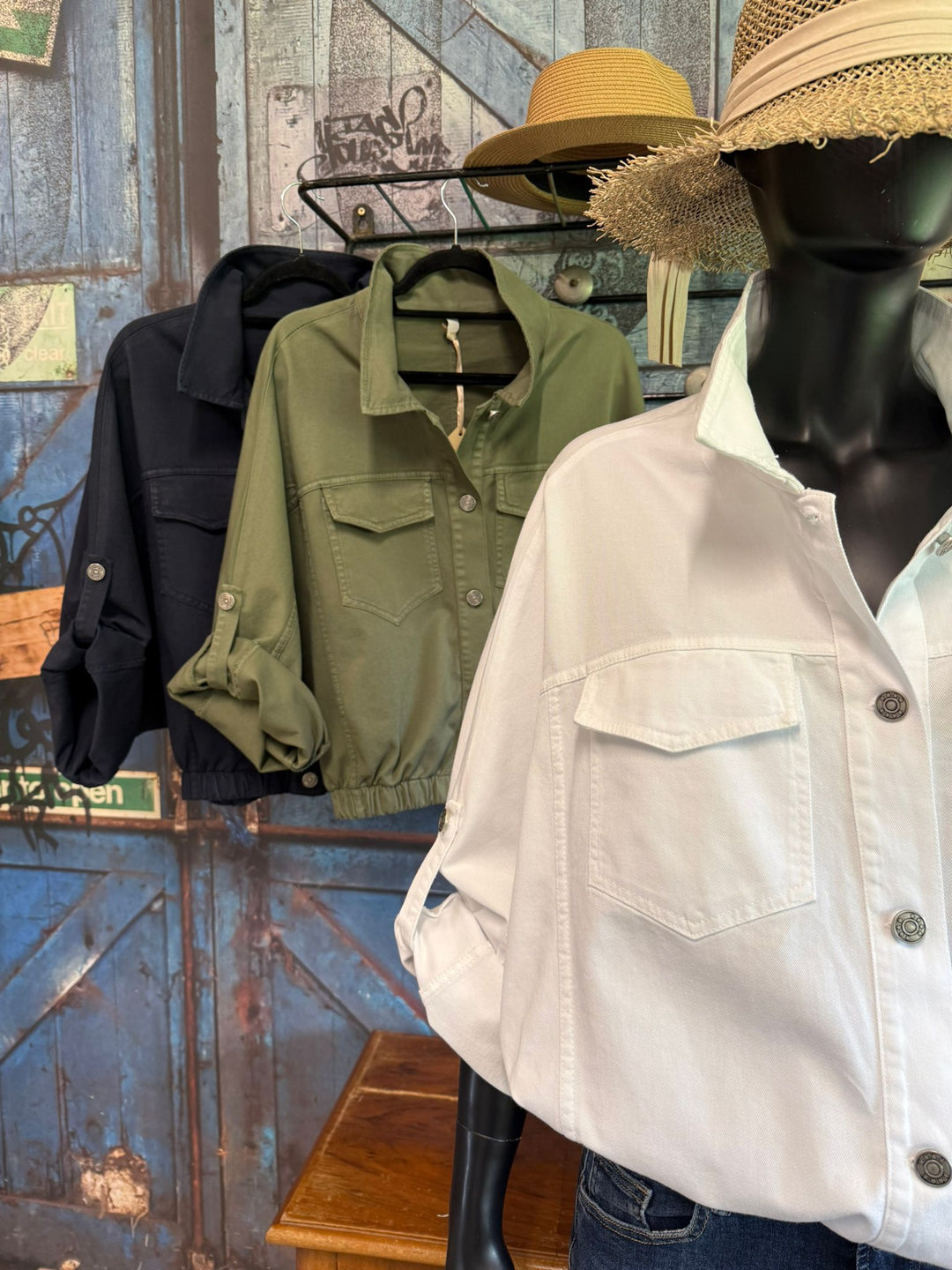 Kurze Oversize-Jacke aus 97 % Baumwolle (36/42) Hergestellt in Italien